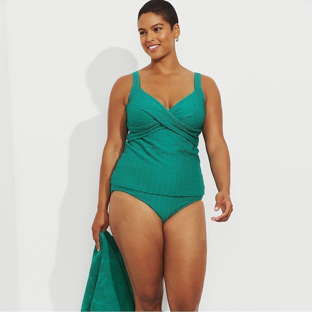 Land's End Plus Size underwire V-neck wrap tankini top Island emerald Various - Picture 4 of 5